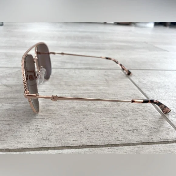 Alex Perry Aviator Rose-Gold Sunglasses - Picture 4 of 11